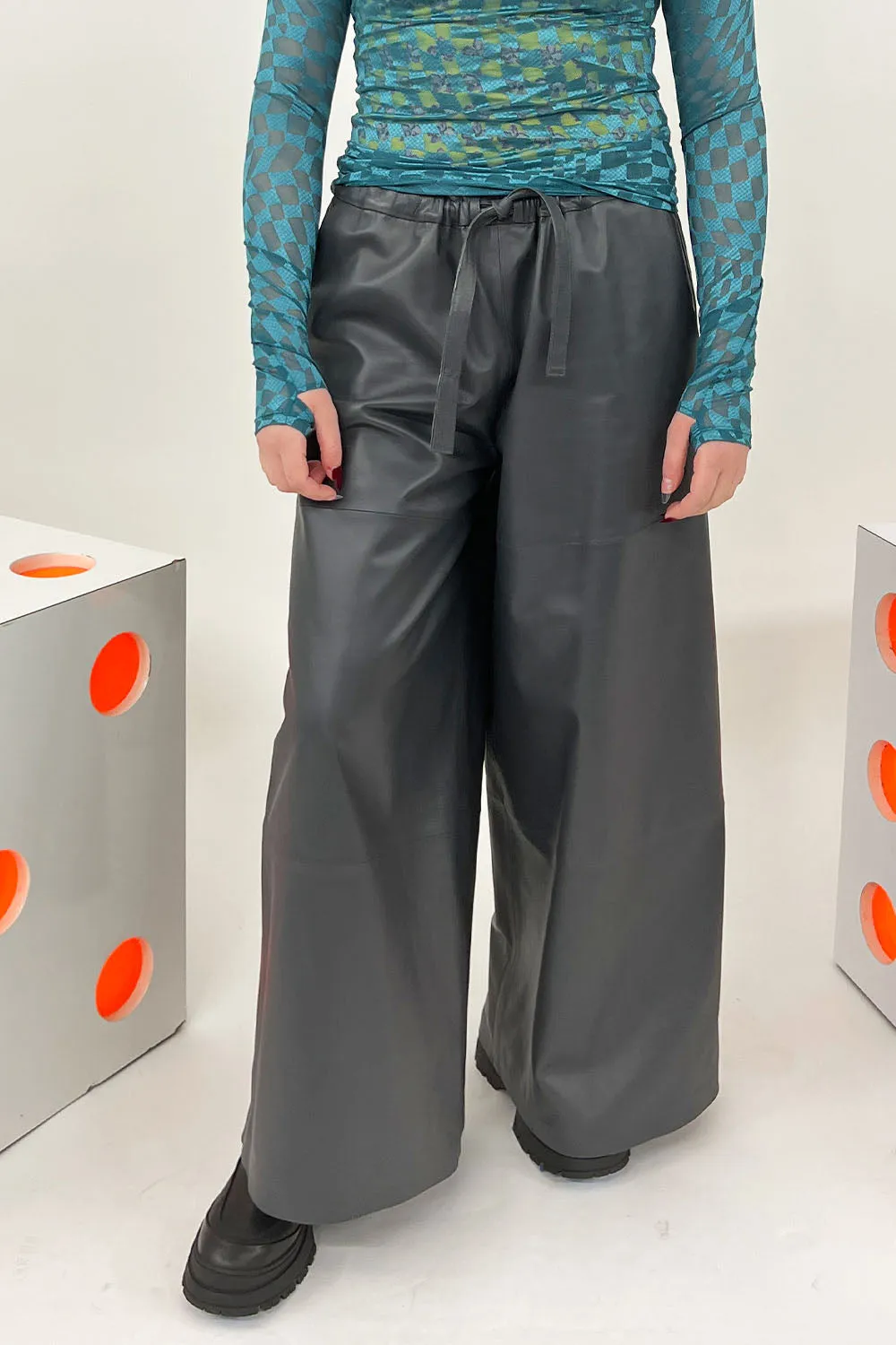 1972 Desa - Stretch Leather Pants: Slate