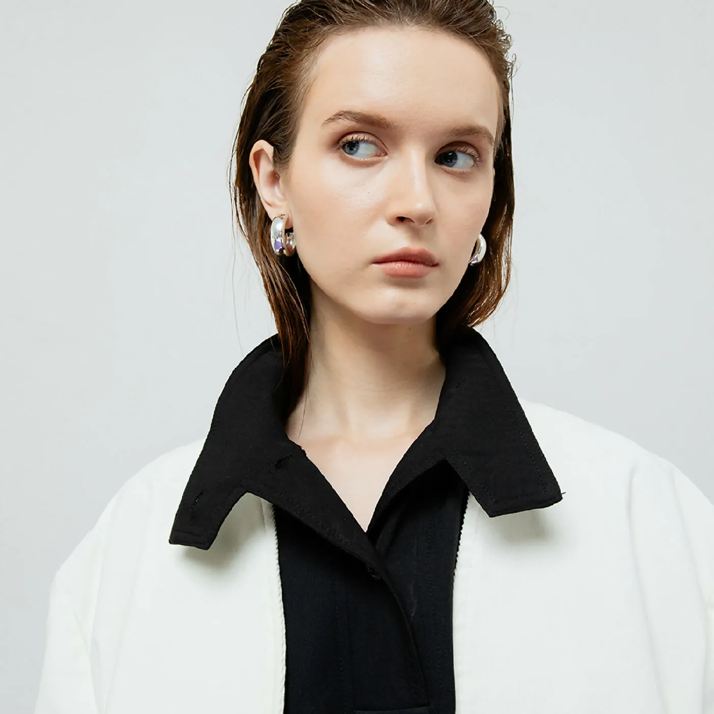 ATSTHELABEL ELARA WHITE OUTERWEAR CARDIGAN