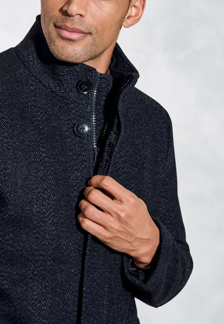 BROOK TAVERNER <BR>
Mercer Herringbone Wool Blend Car Coat <BR>
Navy <BR>