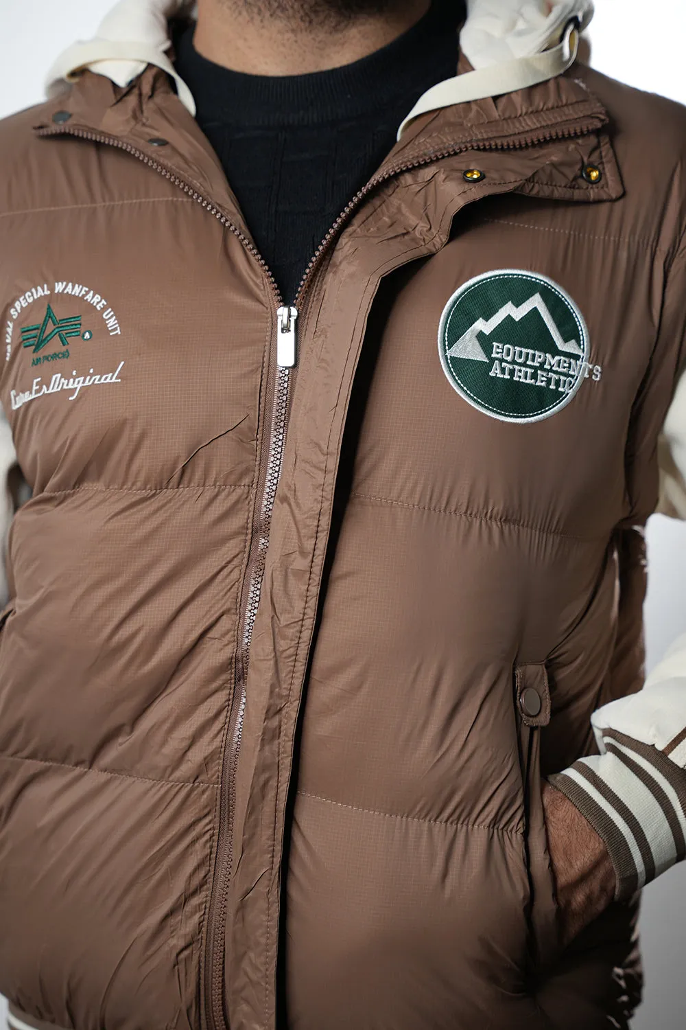 Detachable Sleeves Puffer Jacket - 1124115