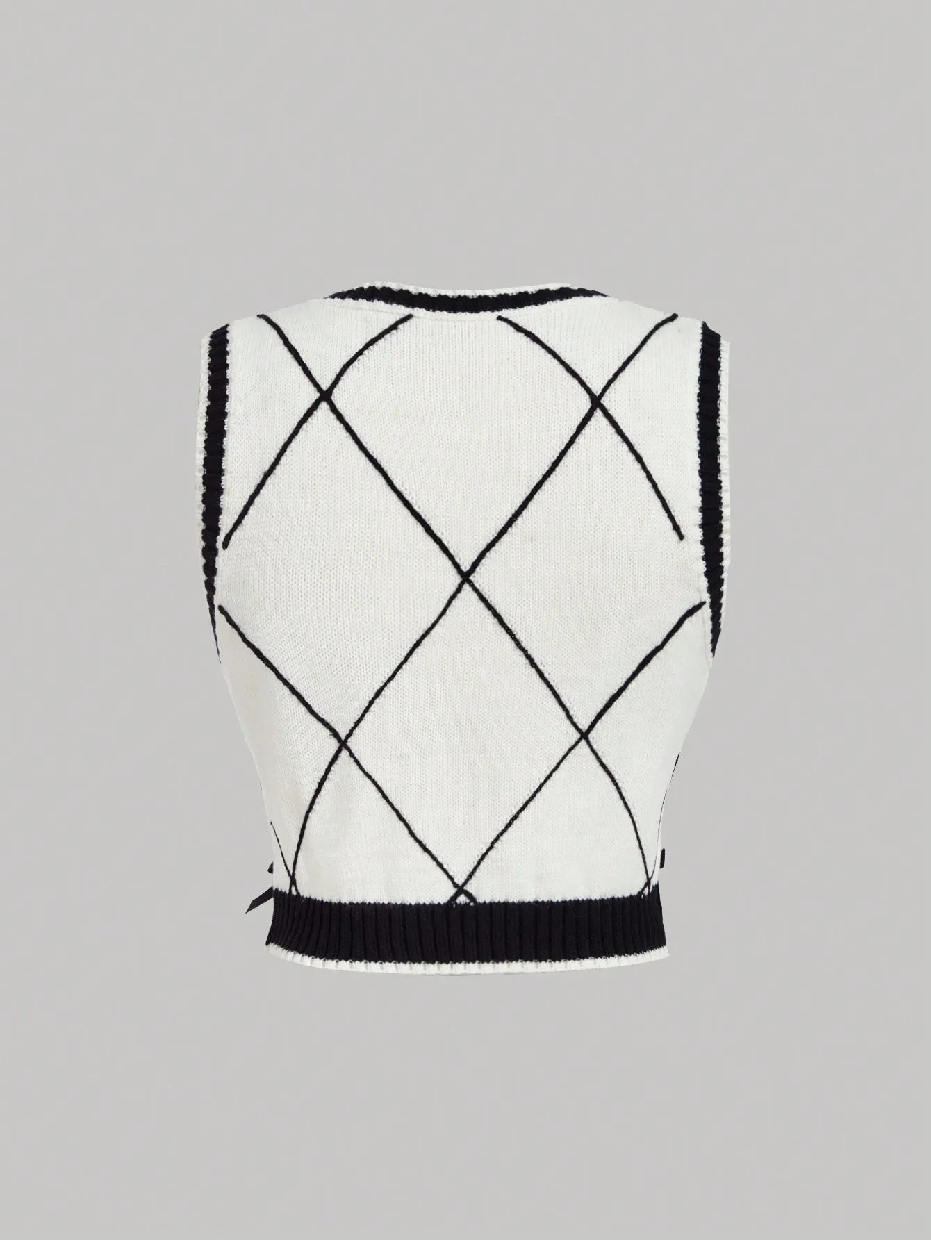 Diamond Grid Sweater Vest