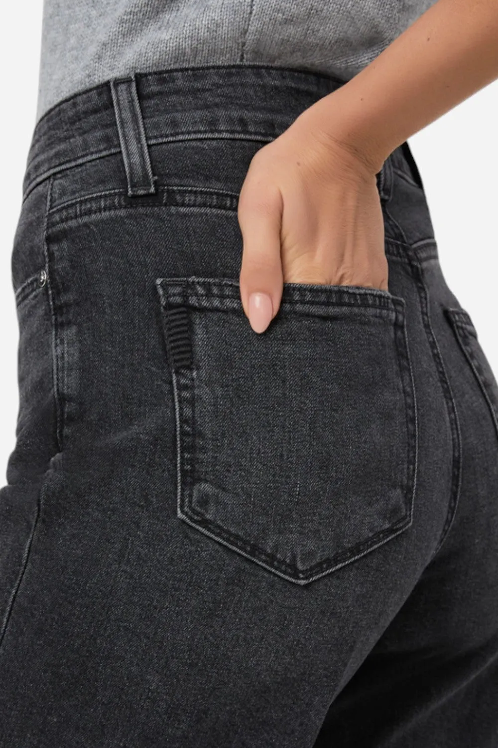 Paige Anessa 31" Wide Leg Jean in Viper Black Distressed