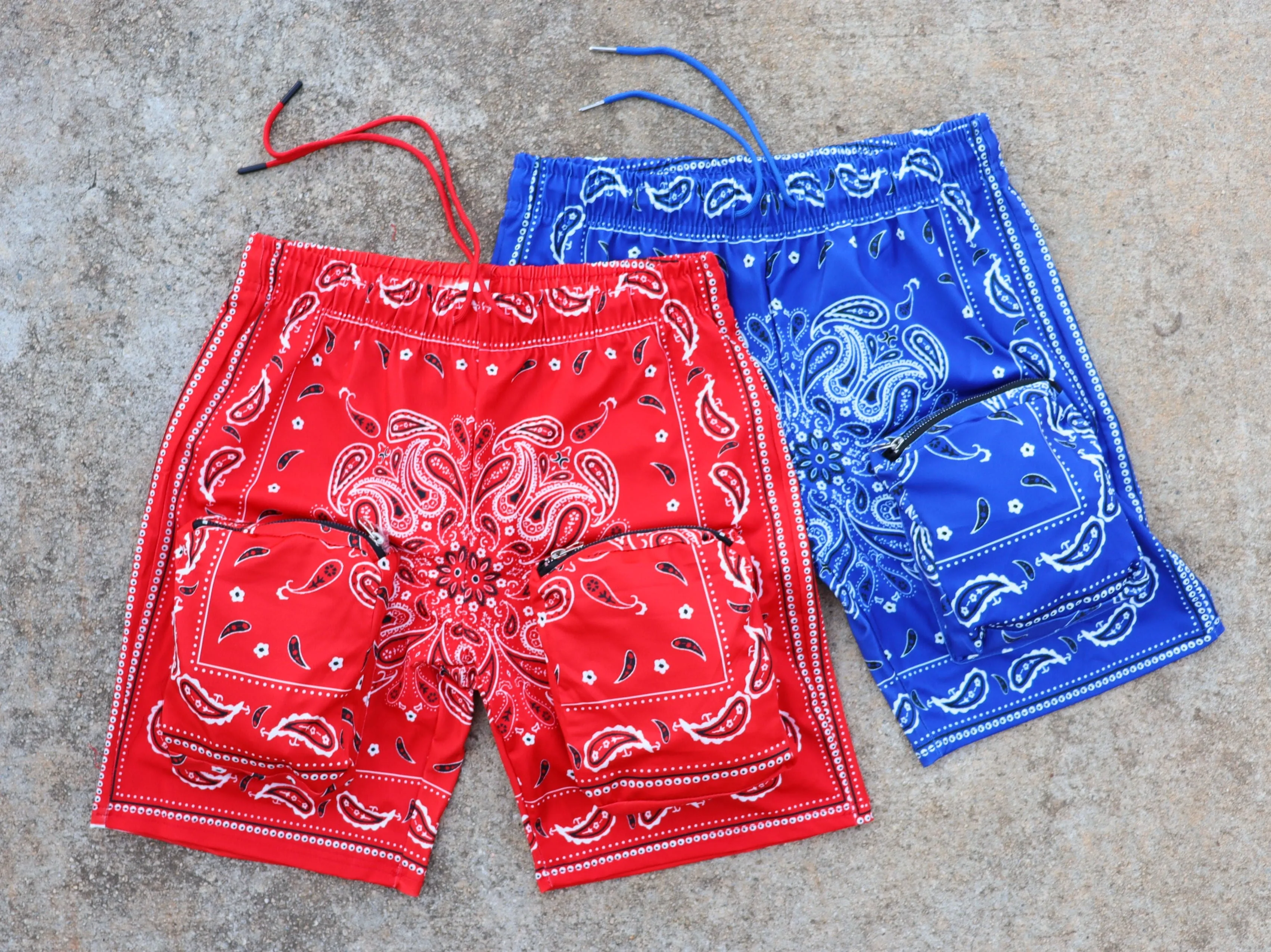 RISKY REWARDS CUSTOM BANDANA CARGO POCKET SHORTS