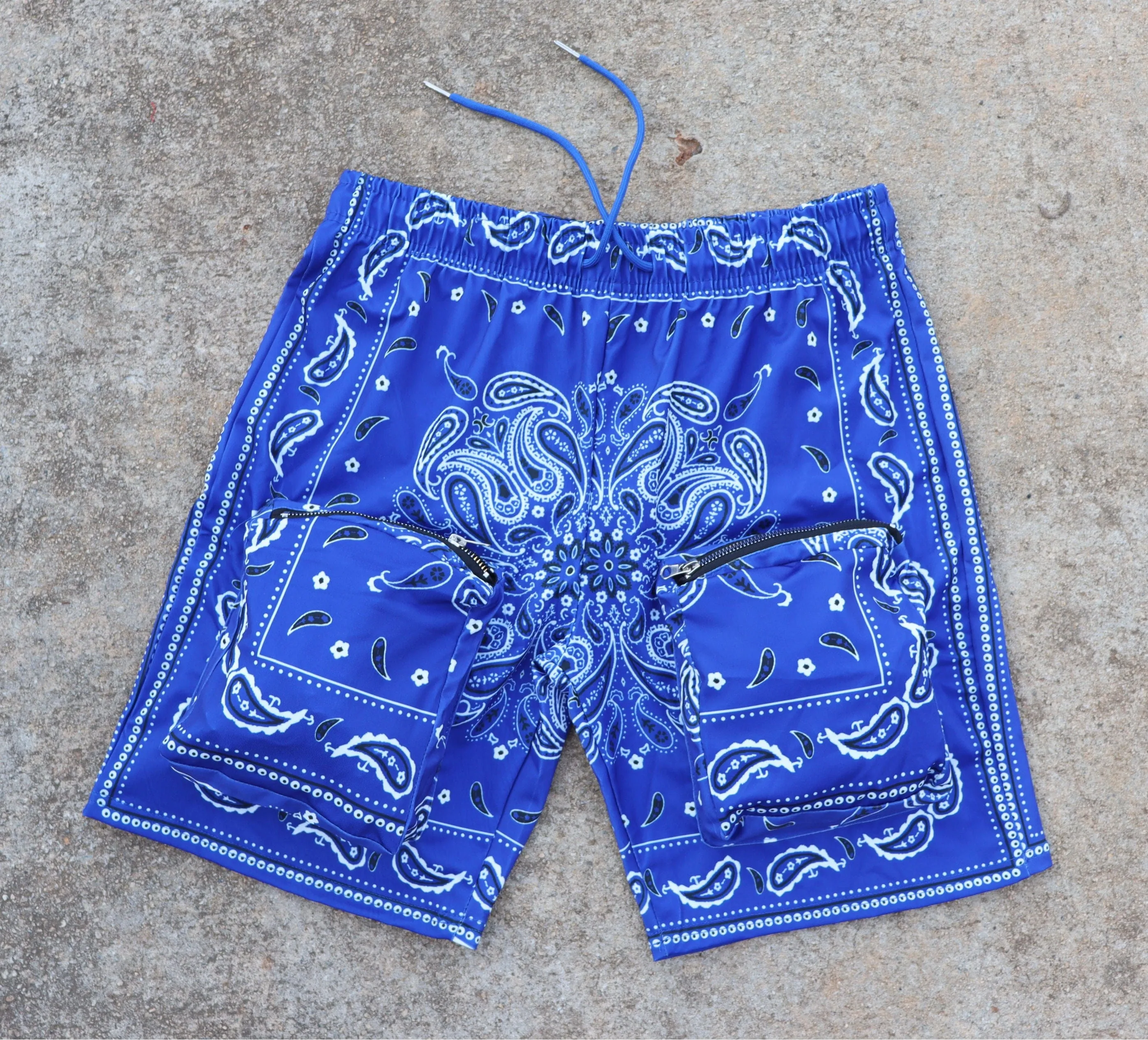 RISKY REWARDS CUSTOM BANDANA CARGO POCKET SHORTS
