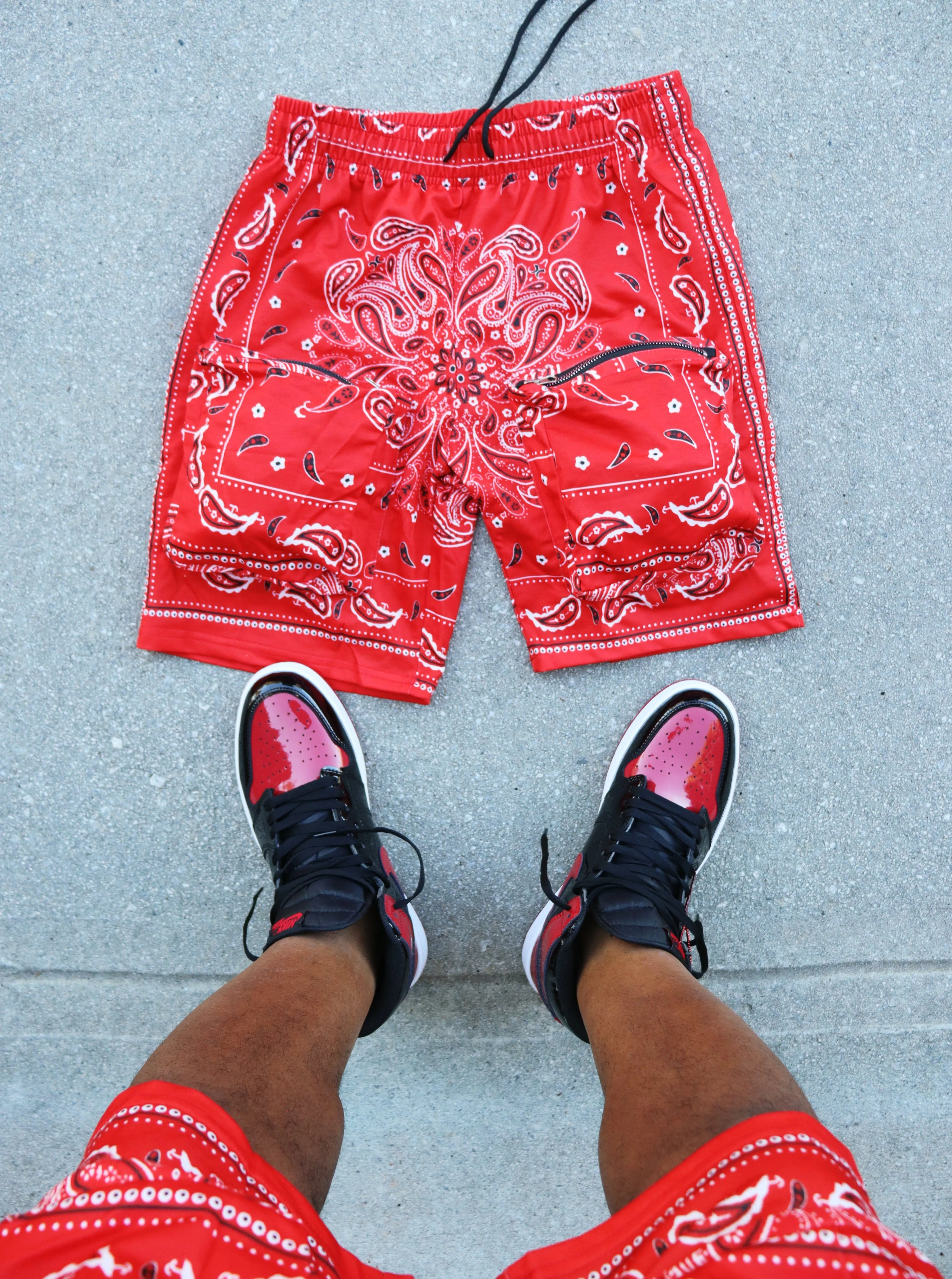 RISKY REWARDS CUSTOM BANDANA CARGO POCKET SHORTS