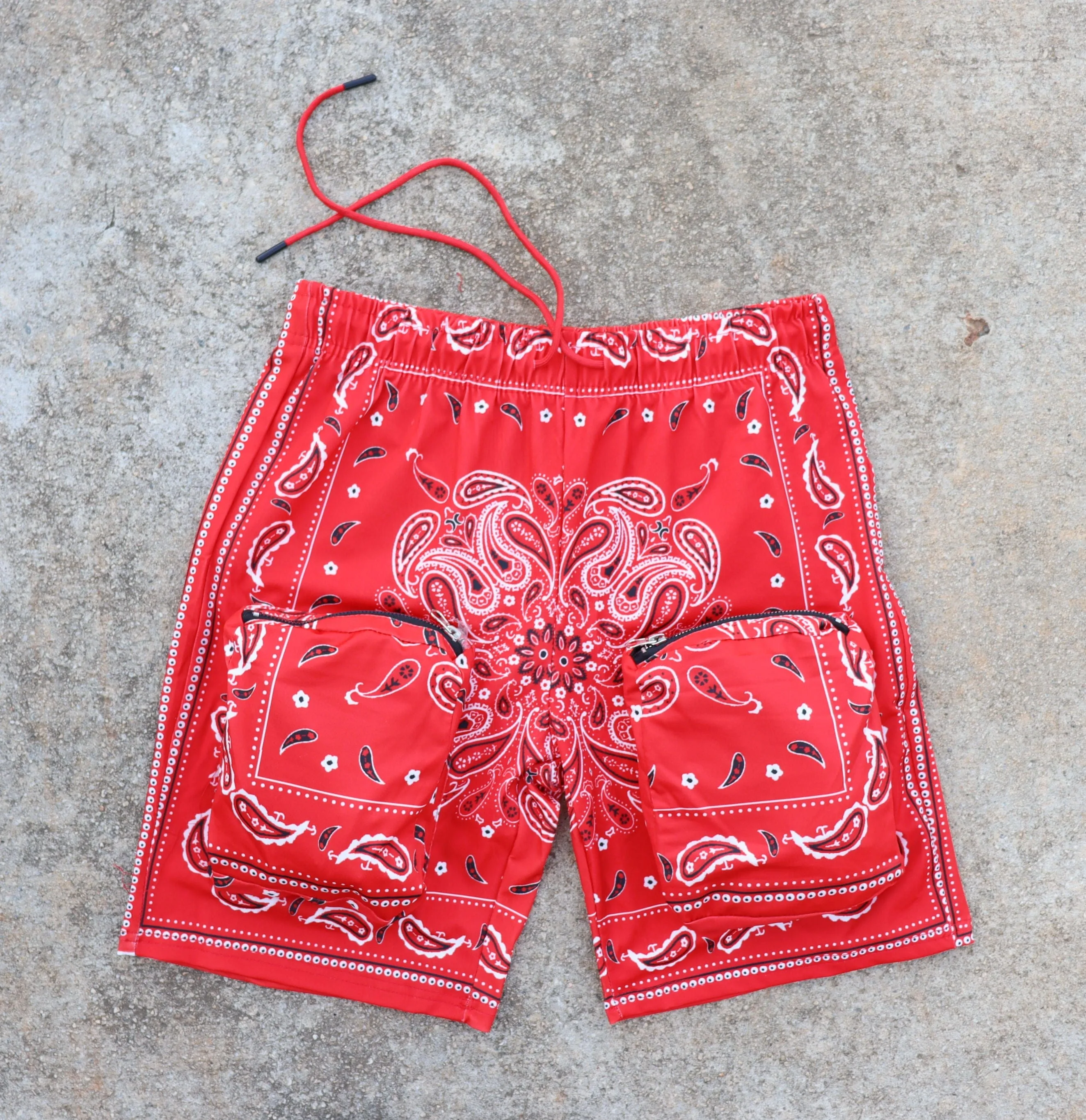RISKY REWARDS CUSTOM BANDANA CARGO POCKET SHORTS