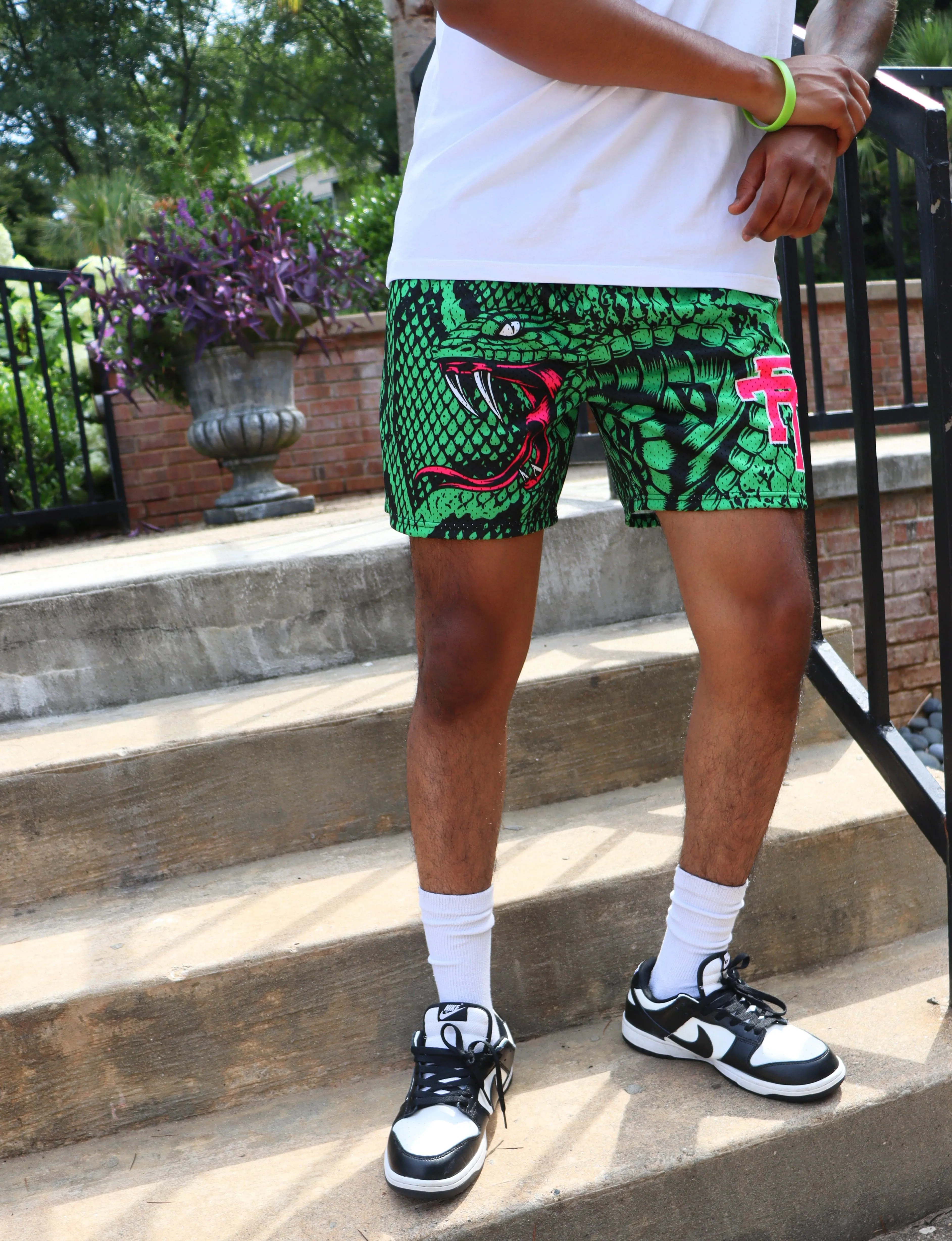 SWEET VENOM MESH BASKETBALL TRUNK DRAWSTRING SHORTS